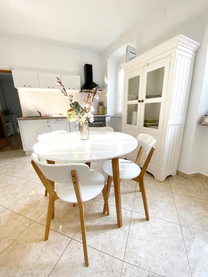 PUY Apartment Evelina מראה חיצוני תמונה
